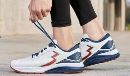 近期跑鞋爆料新闻事件,揭秘近期爆料背后的真相与争议