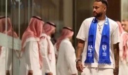 内马尔女友爆料视频最新,揭秘球王感情生活细节